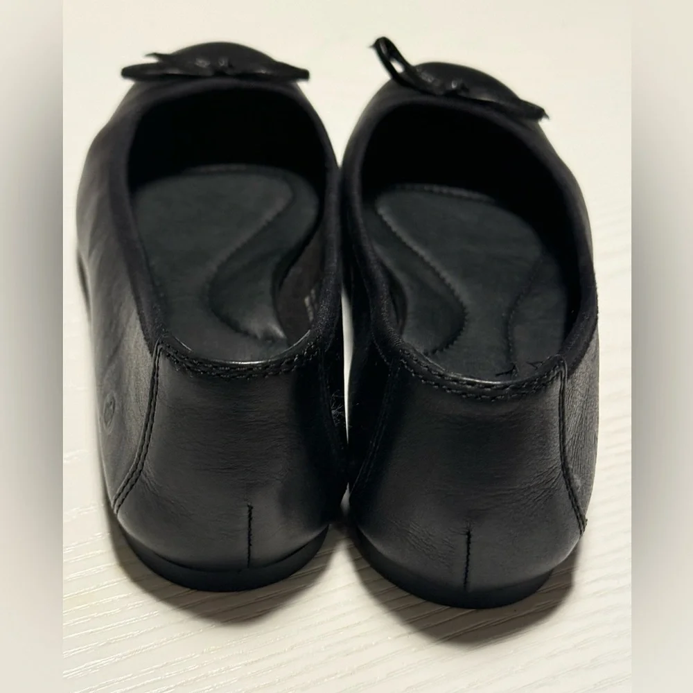 Born Women's Classic Black Leather Flats - Picture 6 of 7